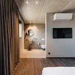 Coliving - Bord De Meuse - L'écrin Hotel *