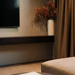 Hotel Coliving - Bord De Meuse - L'écrin Oupeye