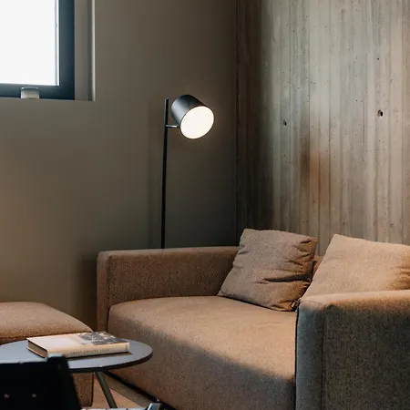 Coliving - Bord De Meuse - L'écrin Hotel *