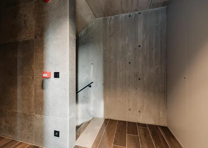 Hotel Coliving - Bord De Meuse - L'ecrin *