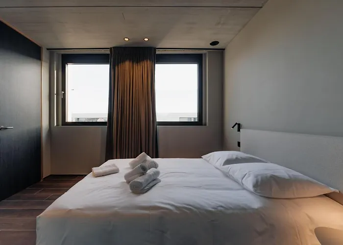 Coliving - Bord De Meuse - L'ecrin Hotel