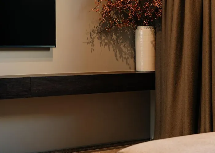 Hotel Coliving - Bord De Meuse - L'ecrin Oupeye