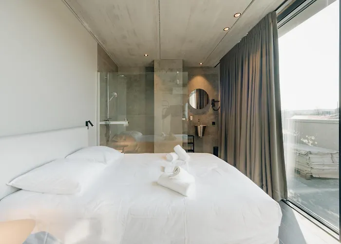 Hotel Coliving - Bord De Meuse - L'ecrin